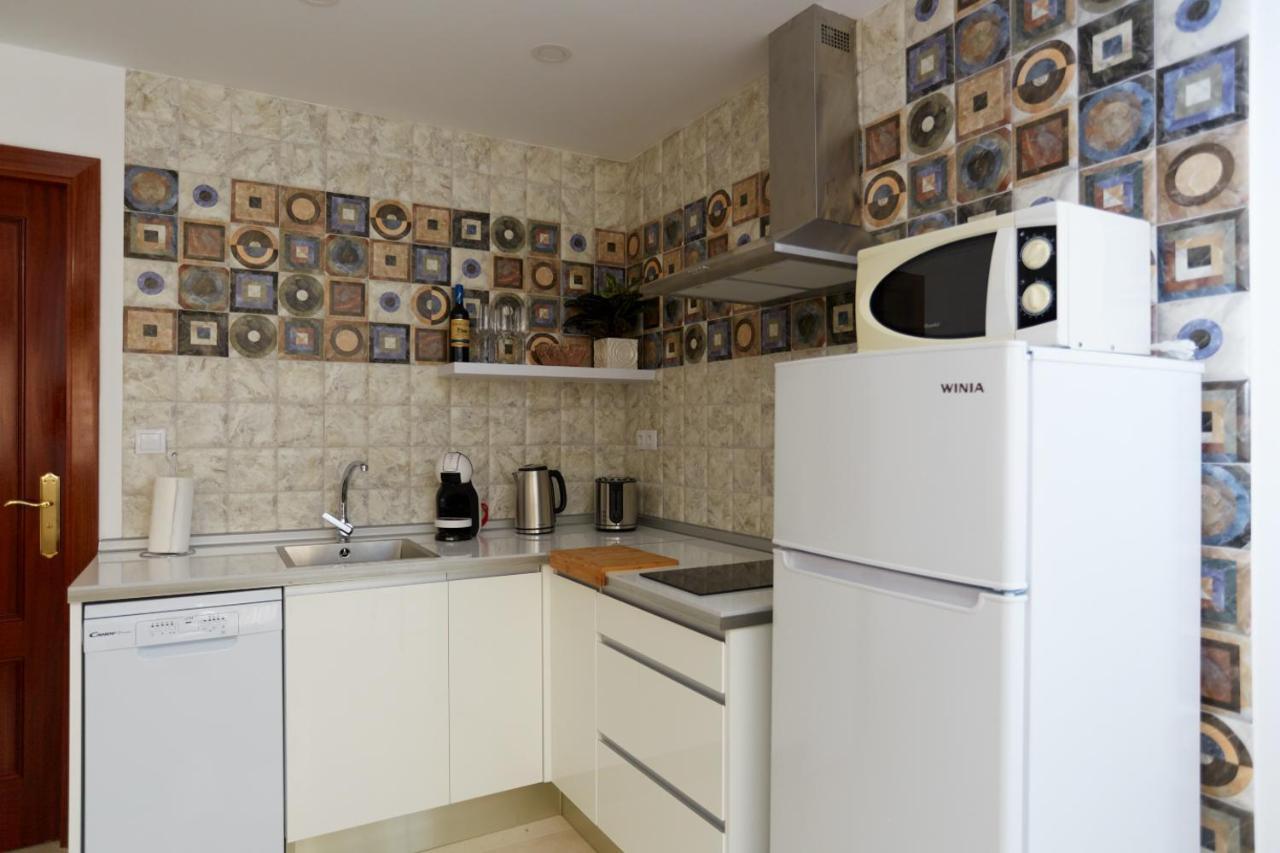 Apartamentos Anfiteatro เบนิดอร์ม ภายนอก รูปภาพ