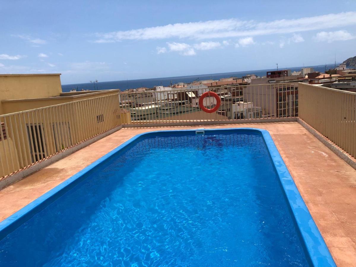 Apartamentos Anfiteatro เบนิดอร์ม ภายนอก รูปภาพ