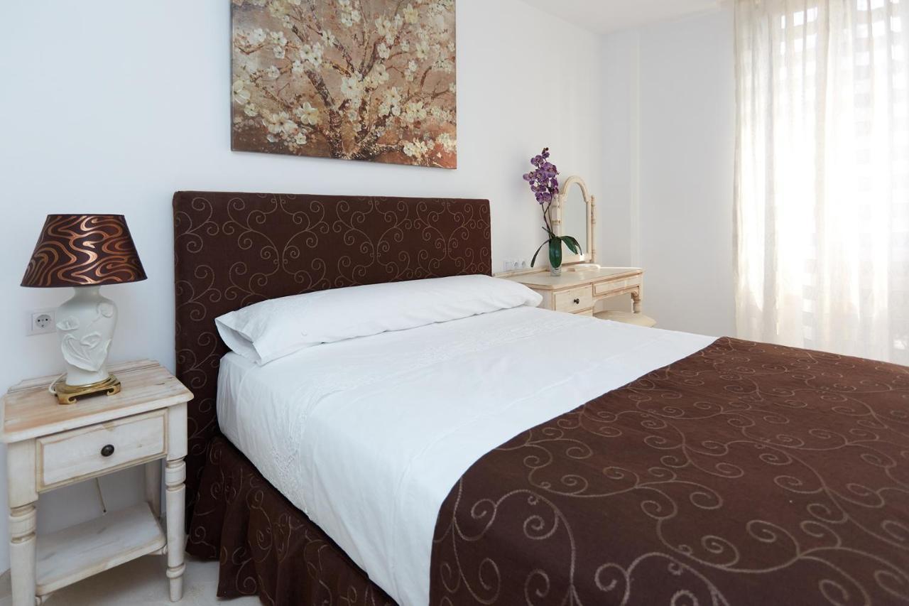Apartamentos Anfiteatro เบนิดอร์ม ภายนอก รูปภาพ