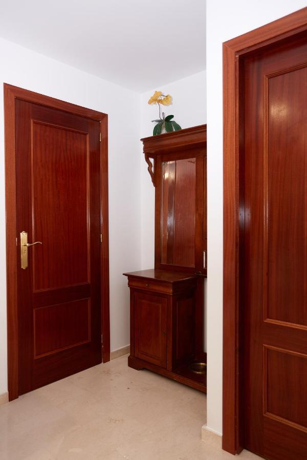Apartamentos Anfiteatro เบนิดอร์ม ภายนอก รูปภาพ