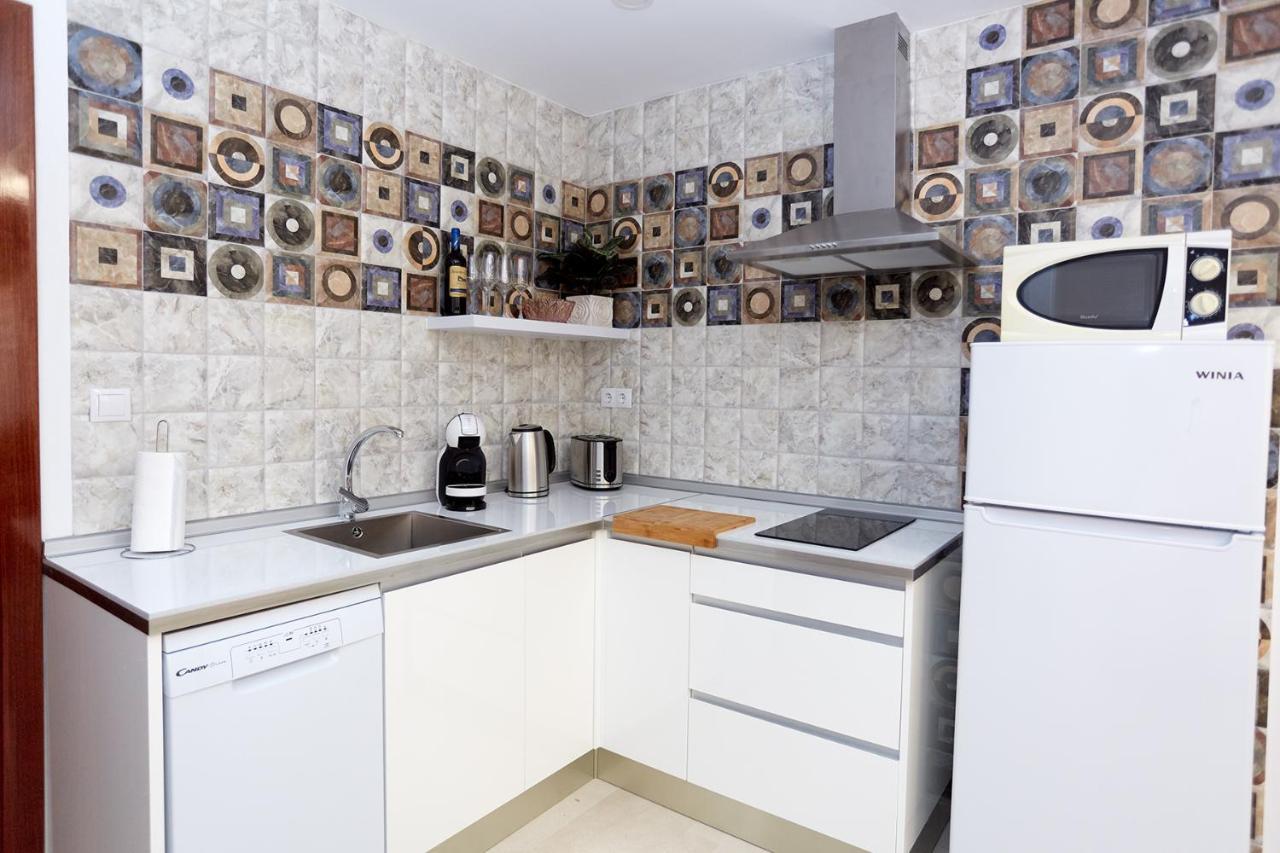 Apartamentos Anfiteatro เบนิดอร์ม ภายนอก รูปภาพ